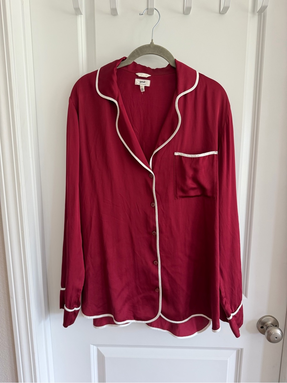 Aerie Silky Pajama Top Shirt sz Large Wine Red Button Down Night Shirt Sleep